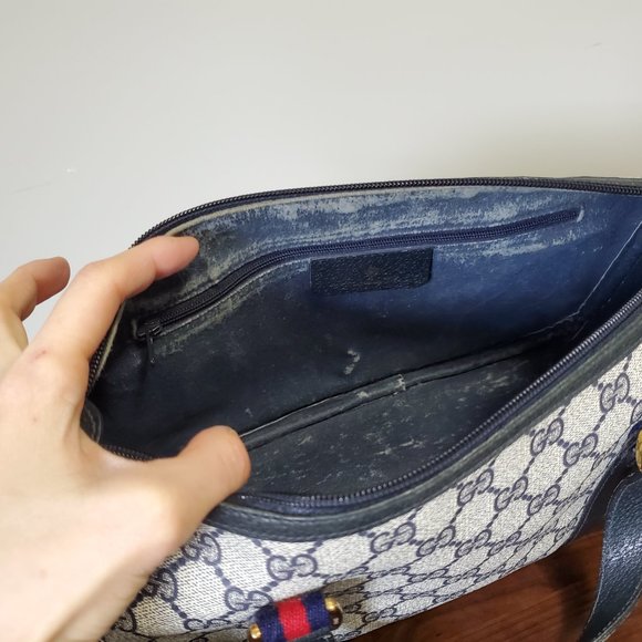 Gucci Crossbody Bag in Black and Cream - Picture 10 of 14